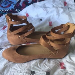 Flat Egyptian style shoe